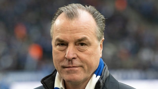 Die als "rassistisch" empfundenen Äußerungen von Clemens Tönnies führten wohl zum Rücktritt einer Richterin aus dem Schalker Ehrenrat. Die als "rassistisch" empfundenen Äußerungen von Clemens Tönnies führten wohl zum Rücktritt einer Richterin aus dem Schalker Ehrenrat.