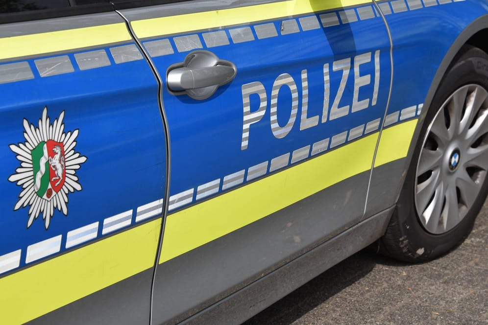 Polizei NRW: In Herford ermitteln die Beamten gegen einen Mann wegen Verdachts auf den Besitz von Kinderpornografie. (Symbolbild)