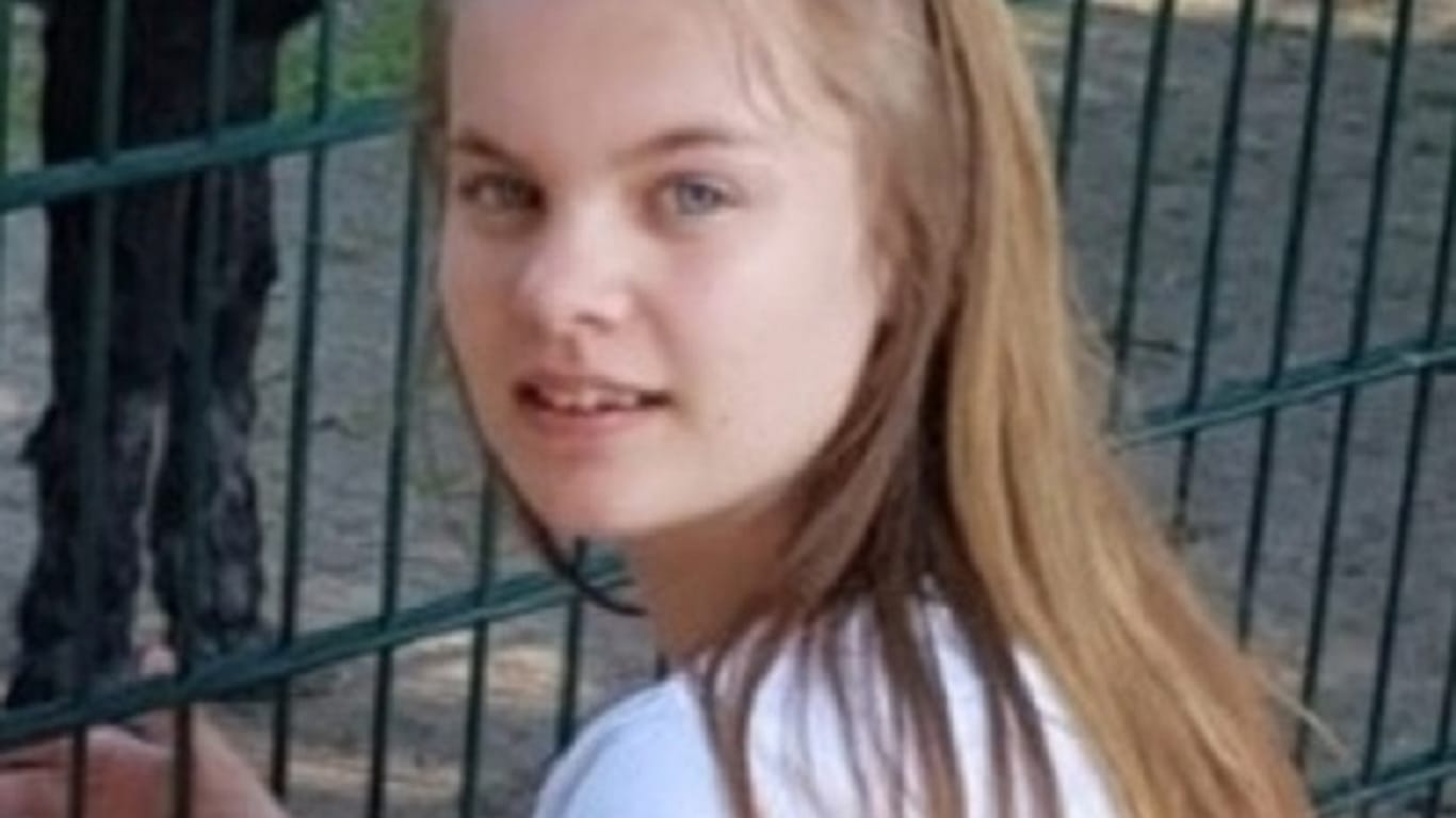 Die 14-jährige Mareike K. aus Münster: Die Schülerin wird seit dem Morgen des 3. September vermisst.
