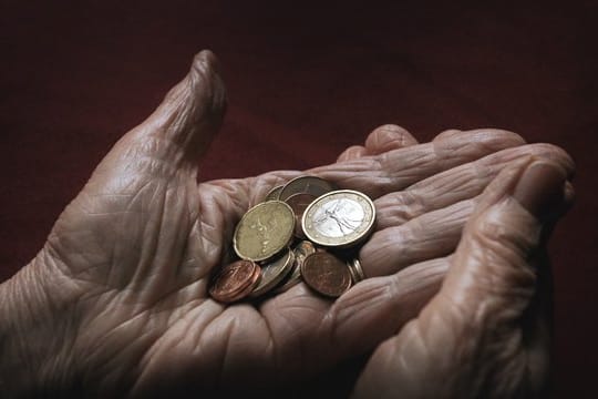 Viele Frauen reduzieren für die Kindererziehung ihre Arbeitszeiten.