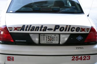 Polizeiauto aus Atlanta: In der Nähe der Großstadt wurden drei Teenager bei einem Einbruchsversuch vom Hausbesitzer erschossen. (Symbolbild)