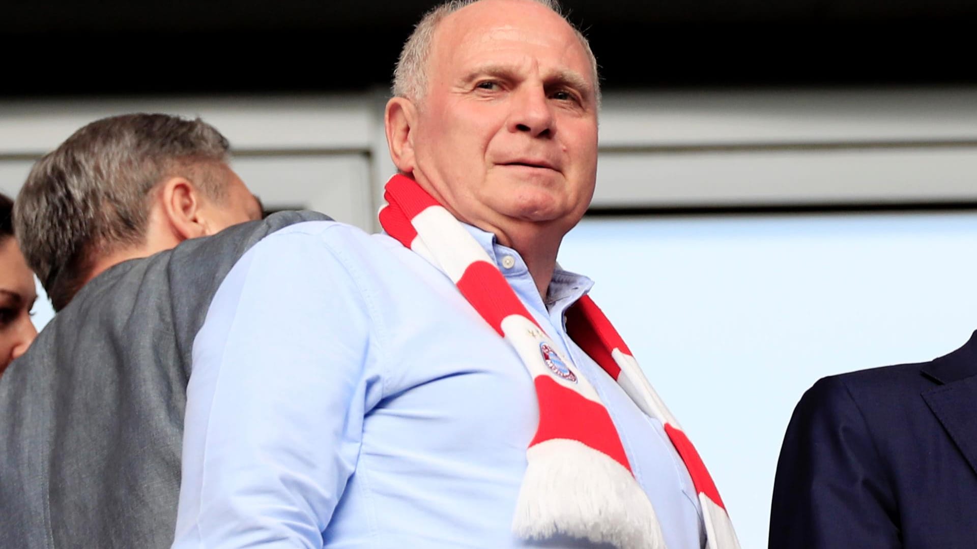 Ulli Hoeneß: Der Bayern-Präsident hat ter Stegen einen Rüffel verpasst.