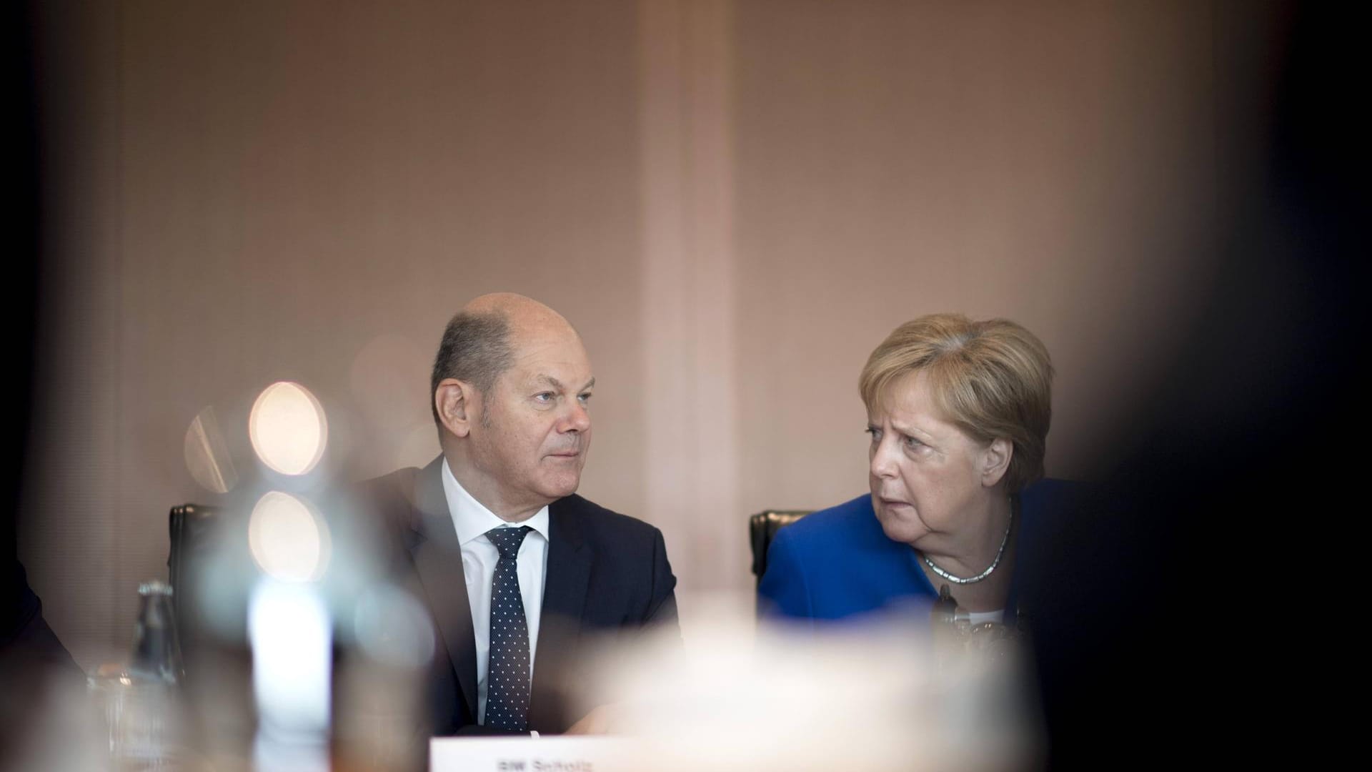 Koalitionäre Scholz, Merkel.