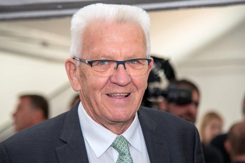 Ministerpräsident Winfried Kretschmann: Seine Partei, Bündnis 90/Die Grünen, legt in neuen Umfragen in Baden-Württemberg deutlich zu.