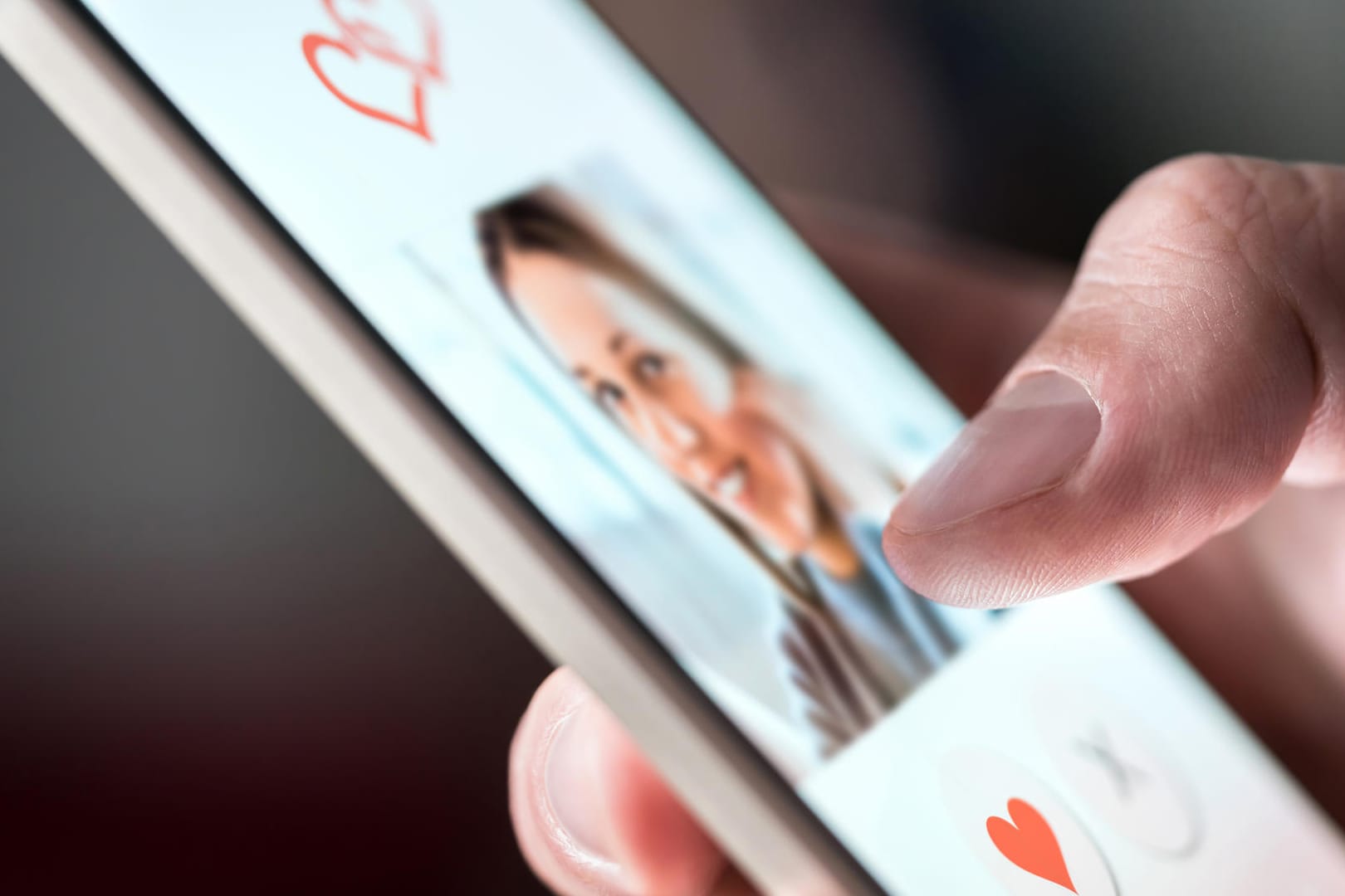 Eine Dating-App: Ein Match kommt zustande, doch beide melden sich nie beieinander. Das frustriert nicht wenige Suchende.