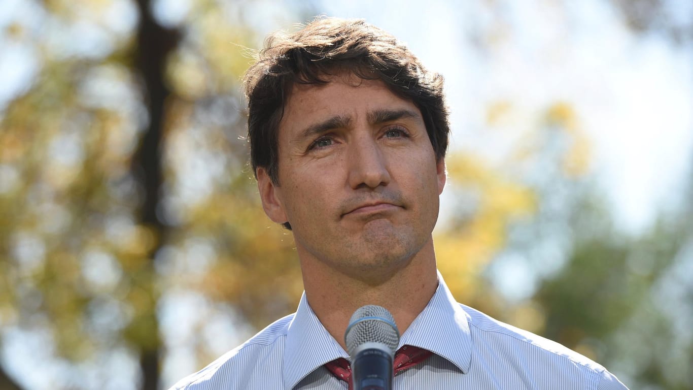 Justin Trudeau in Winnipeg: Der kanadische Premier steht wegen diskriminierender Aufnahmen aus der Vergangenheit in der Kritik.
