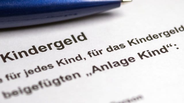 Das bisherige Kindergeld soll mit dem weniger verbreiteten Kinderzuschlag zusammengeführt werden.