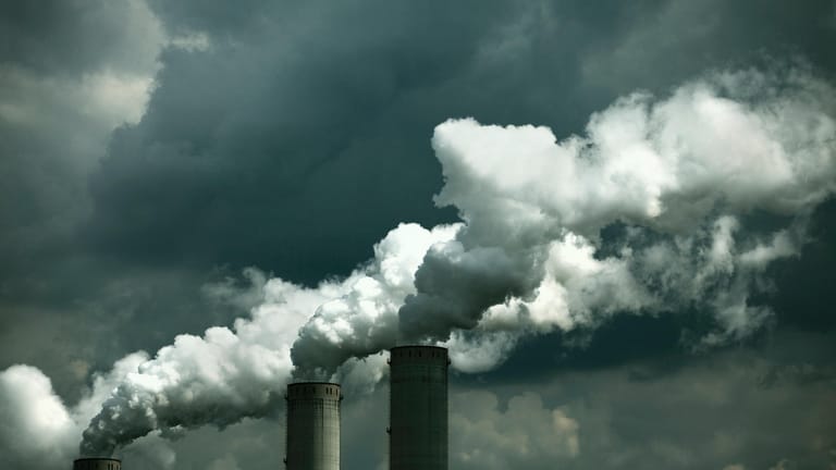 CO2-Ausstoß: Die Energiewirtschaft verursacht den größten Anteil.