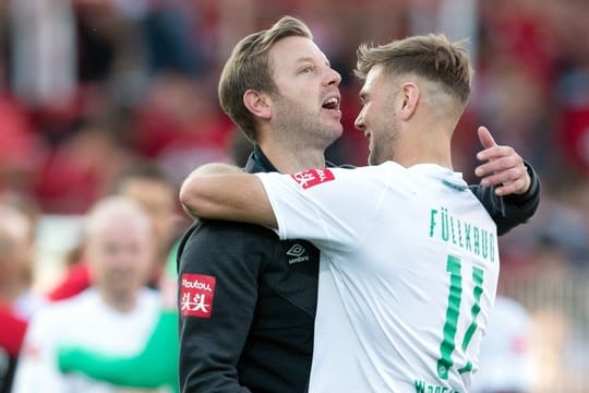 Niclas Füllkrug (r.