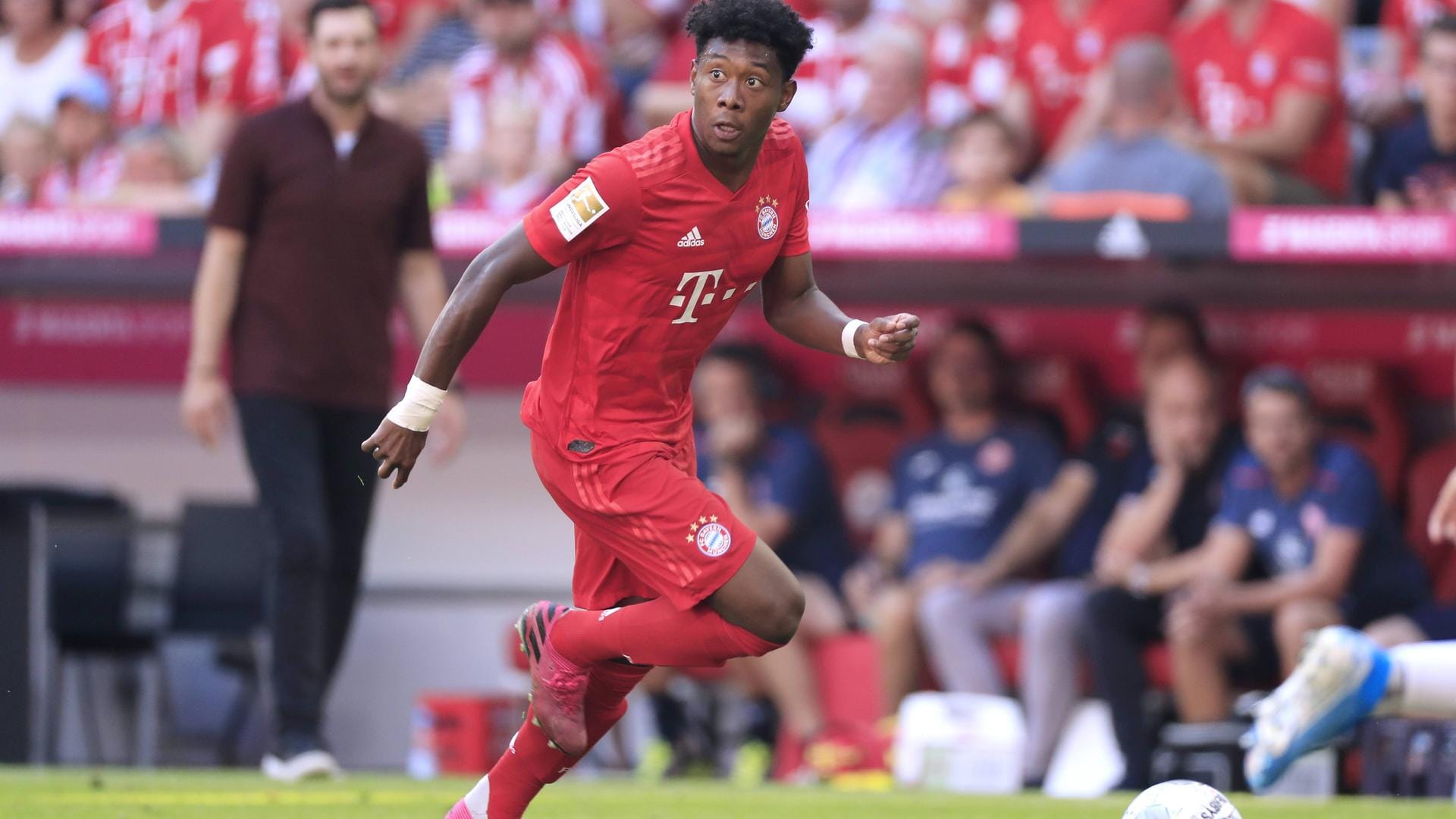 David Alaba hat bisher 349 Pflichtsspiele für Bayern absolviert. David Alaba hat bisher 349 Pflichtsspiele für Bayern absolviert.