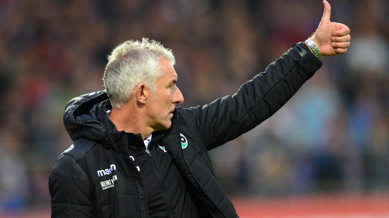 Hannover-Trainer: Mirko Slomka holte mit 96 in Kiel den zweiten Saisonziel.