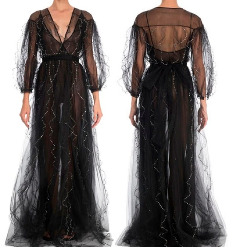 Ausverkauft: Die Valentino-Robe kostet um die 12.000 Euro.