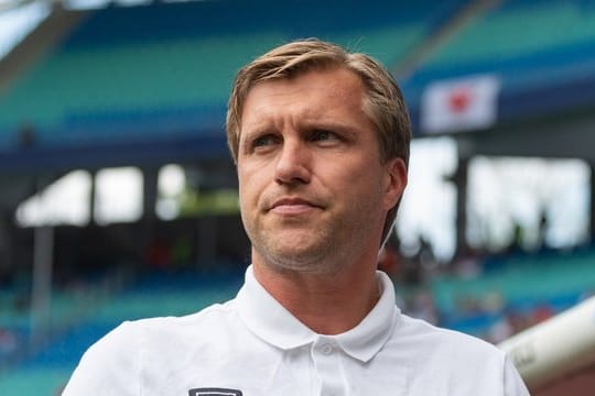 Markus Krösche sieht RB Leipzig noch nicht als Titelanwärter.