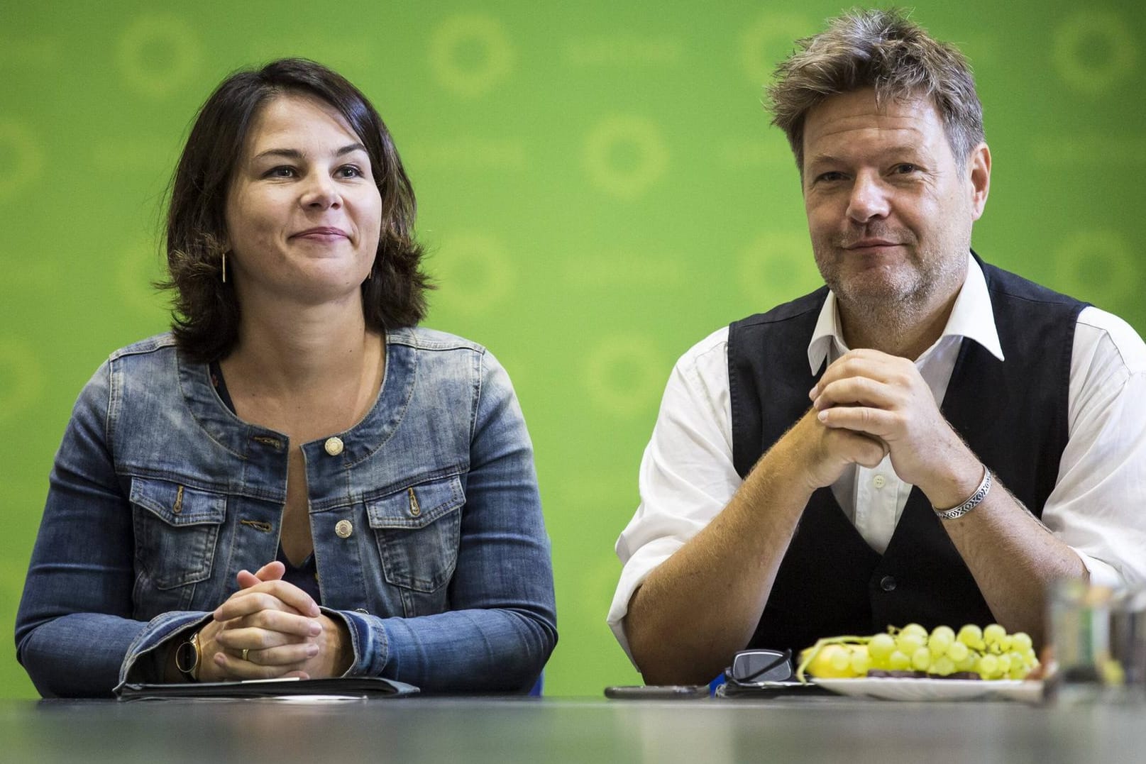 Annalena Baerbock und Robert Habeck: Den Grünen geht das Klimapaket der Bundesregierung nicht weit genug.