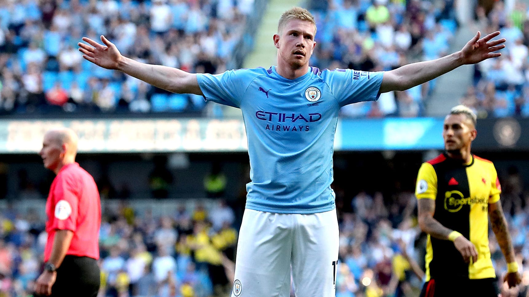 Kevin De Bruyne: Der City-Star feiert das achte Tor für seine Mannschaft.