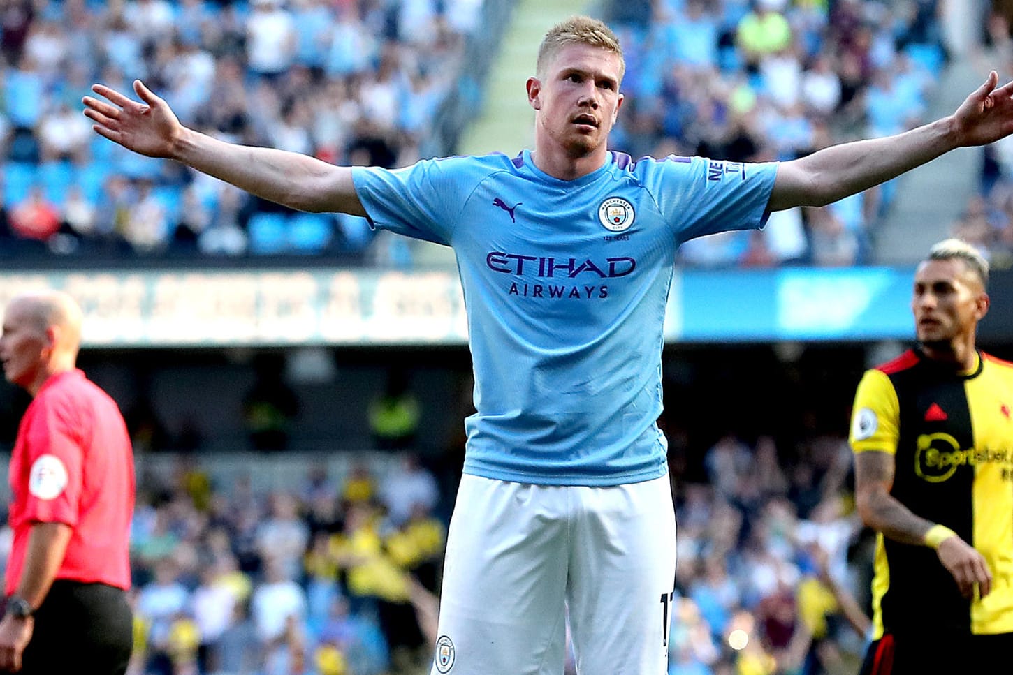 Kevin De Bruyne: Der City-Star feiert das achte Tor für seine Mannschaft.