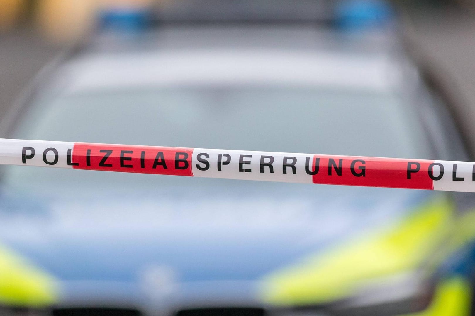 Polizeiabsperrung: In Bad Oeynhausen ermittelt nach einem Leichenfund die Mordkommission. (Symbolbild)