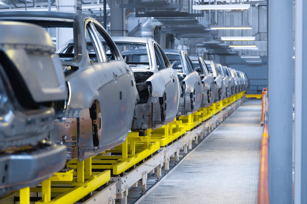 Automobilproduktion: Europäische Autobauer befürchten ein "wirtschaftliches Erdbeben" im Falle eines No-Deal-Brexits.