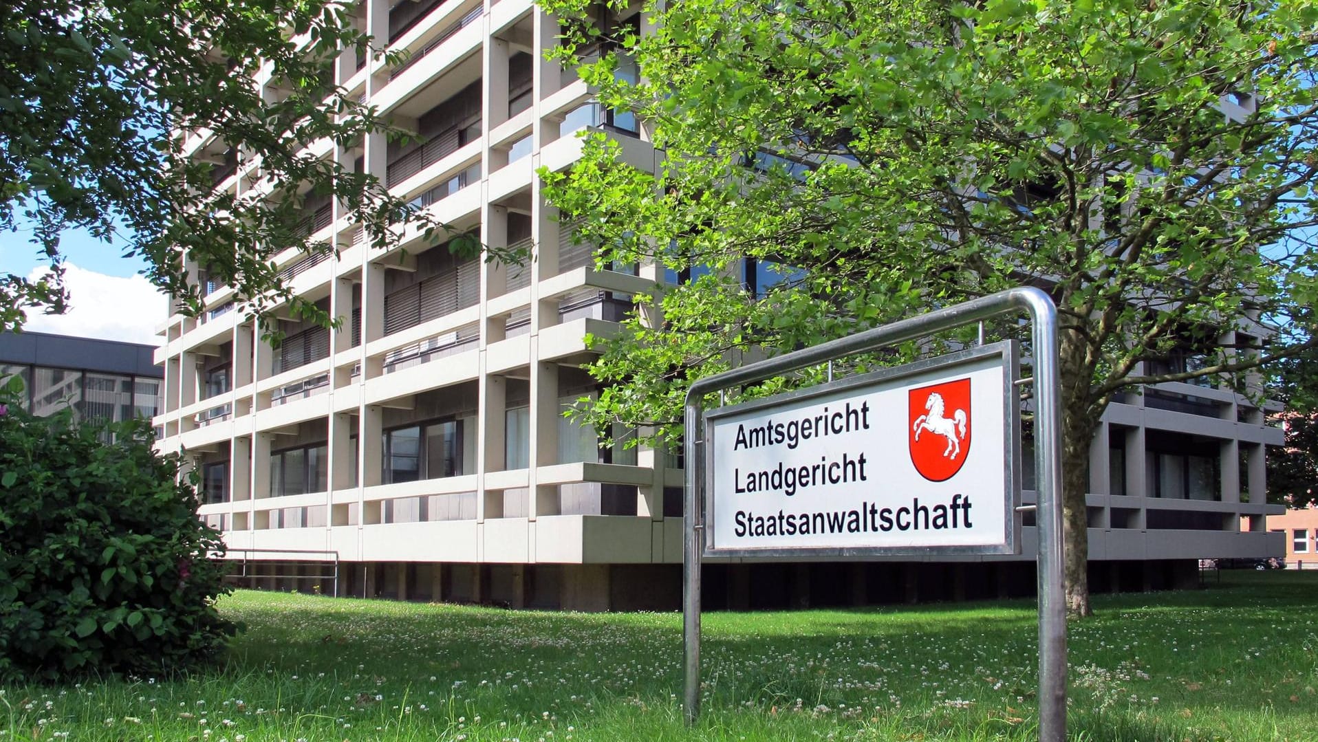 Landgericht Hildesheim: Hier wurde der Mann wegen Volksverhetzung angeklagt. Landgericht Hildesheim: Hier wurde der Mann wegen Volksverhetzung angeklagt.