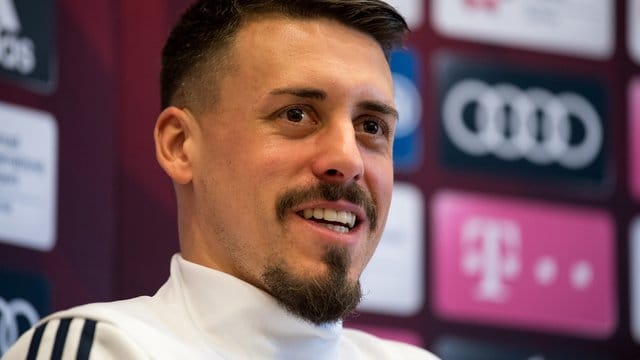 Fußball-Profi Sandro Wagner verdient jetzt sein Geld in China.