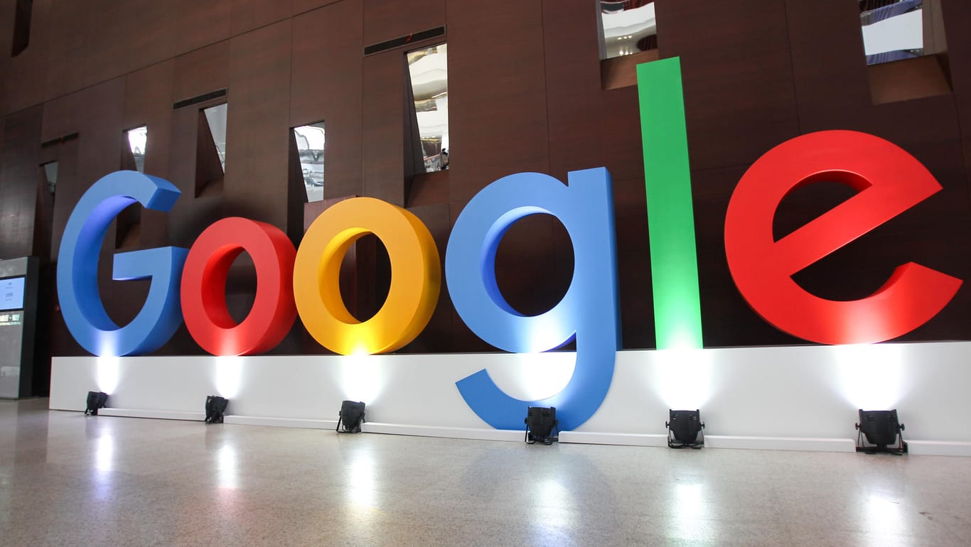 Das Google-Logo: Suchmaschinenbetreiber wie Google müssen Links nicht zwingend löschen, die zu Websites mit heiklen Informationen führen.