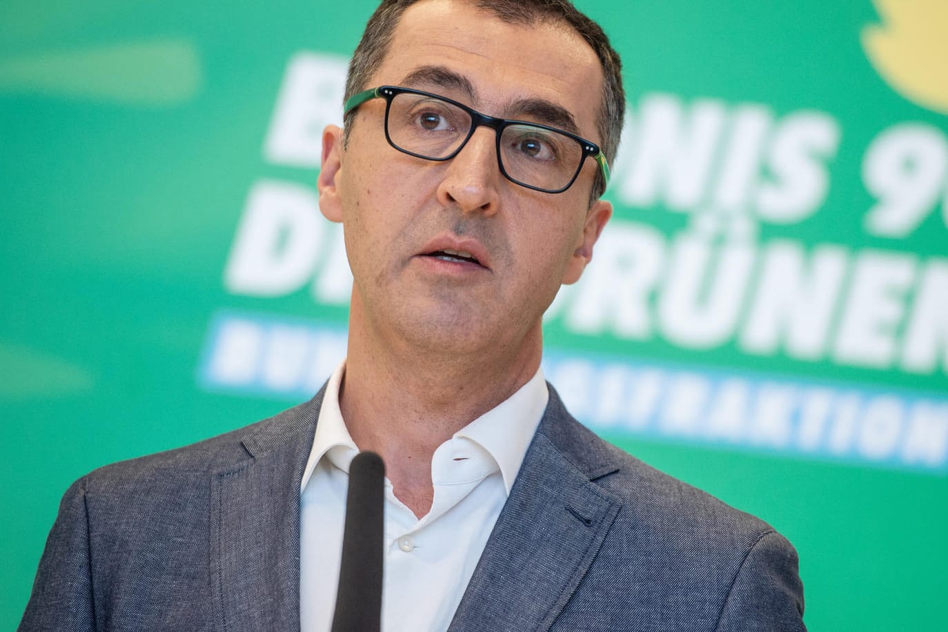 Cem Özdemir nach der Wahl in der Grünen-Fraktion: "Wer kämpft, kann verlieren, wer nicht kämpft, hat schon verloren."