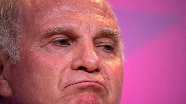 Ist um eine Meinung nie verlegen: Bayern-Präsident Uli Hoeneß.