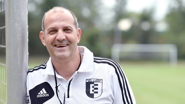 Einer der ersten westdeutschen Spieler, die nach dem Mauerfall im Osten spielten: Sergio Allievi. Einer der ersten westdeutschen Spieler, die nach dem Mauerfall im Osten spielten: Sergio Allievi.