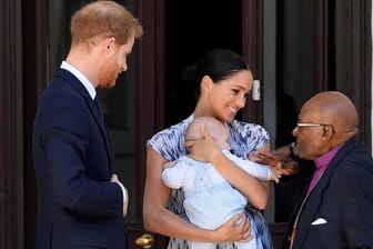 Prinz Harry, Herzogin Meghan und Archie: Sie trafen heute Desmond Tutu und seine Tochter.