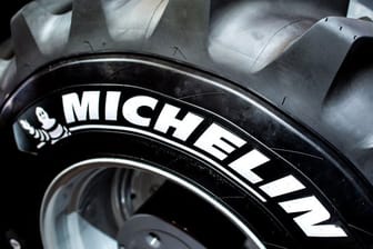 Eine Reifen des Herstellers Michelin: Der Hersteller muss wegen sinkender Nachfrage ein Werk schließen.