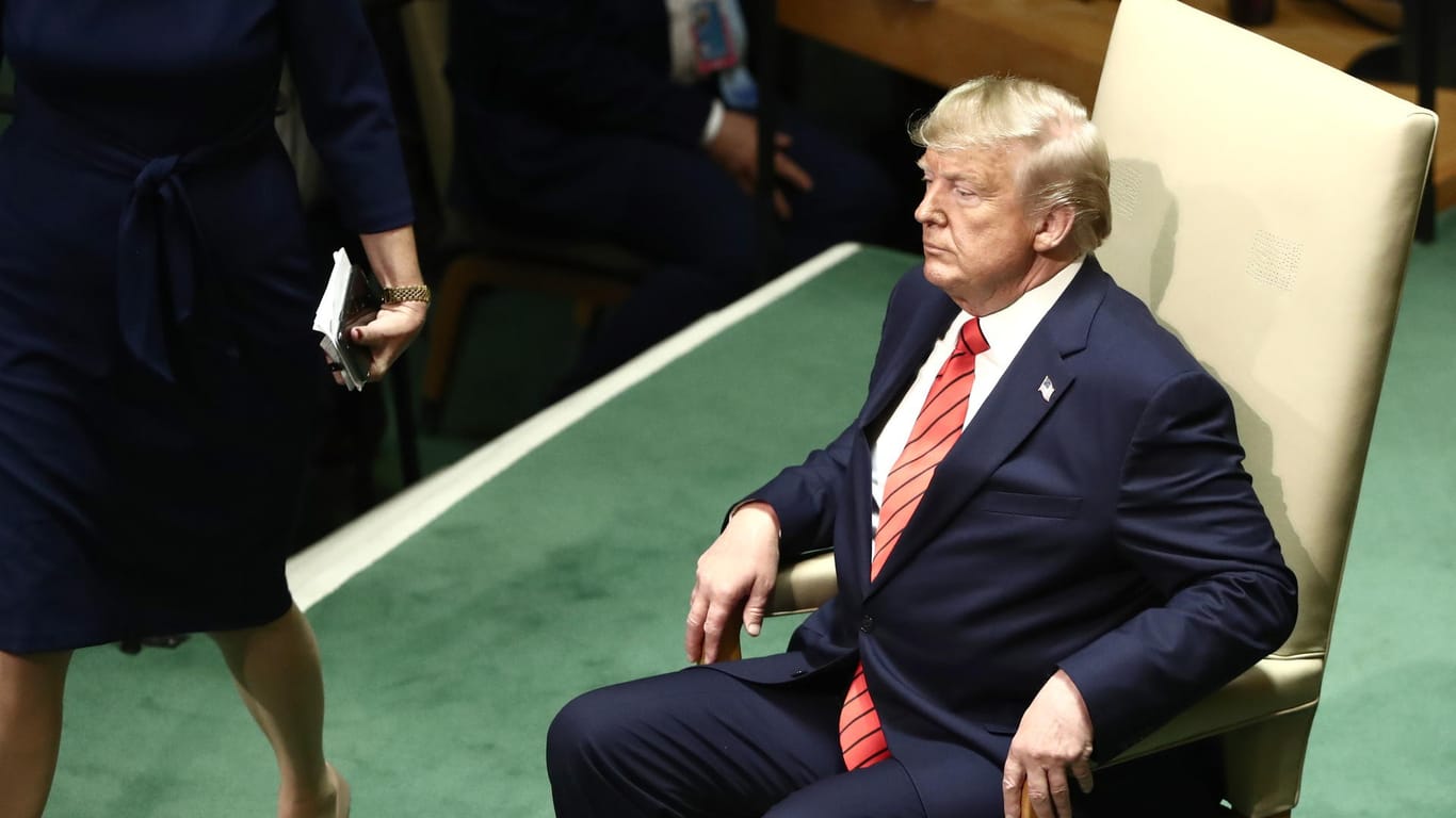 US-Präsident Donald Trump sitzt auf der UN-Vollversammlung: In seiner Rede hatte er schärfere Sanktionen angekündigt.