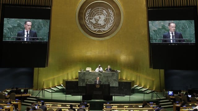 Außenminister Heiko Maas spricht vor der UN-Vollversammlung in New York: "Zusammenarbeit ist alles andere als Verrat am eigenen Land. Außenminister Heiko Maas spricht vor der UN-Vollversammlung in New York: "Zusammenarbeit ist alles andere als Verrat am eigenen Land.