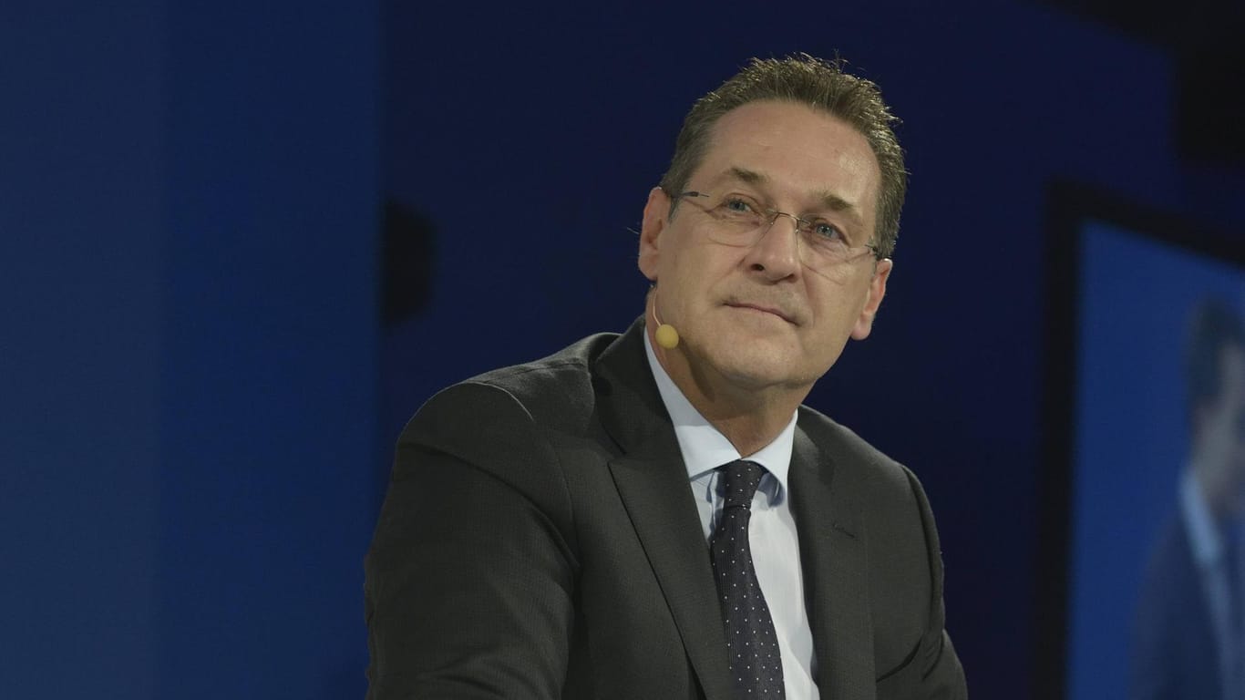 Ex-FPÖ-Chef Heinz-Christian Strache: Der österreichische Politiker soll seine eigene Partei mit falschen Rechnungen betrogen haben. (Archivbild)