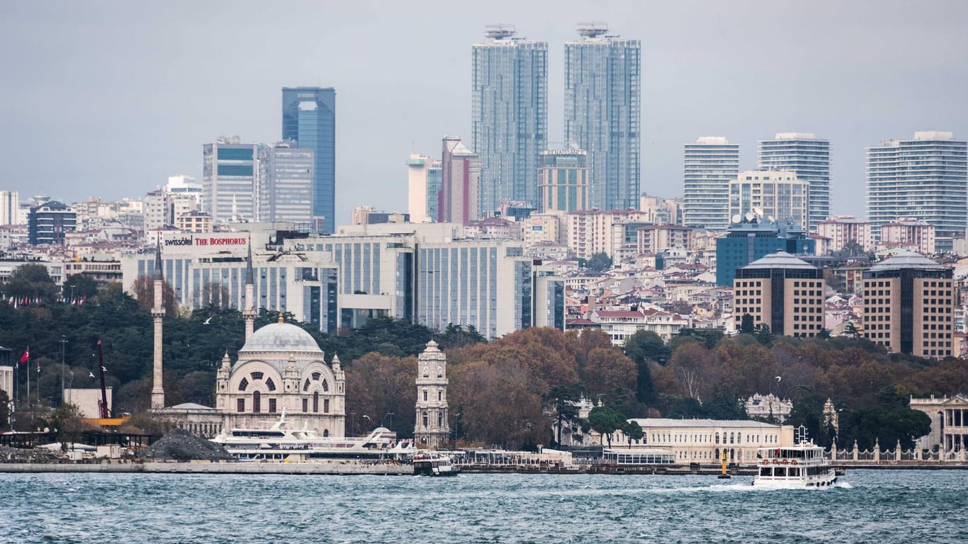 Skyline von Istanbul: Die Marmararegion und die Metropole Istanbul werden immer wieder von Erdstößen erschüttert.