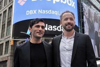 Arash Ferdowsi (l) und Drew Houston, Gründer des Online-Speicherdienstes Dropbox, wollen ihre Software zu einem Organisations-Tool für Unternehmen ausbauen.