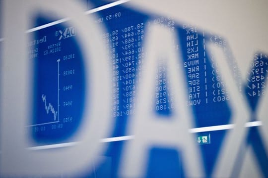 Laut einer Umfrage wissen viele junge Menschen nicht, was genau sich hinter der Abkürzung DAX verbirgt.