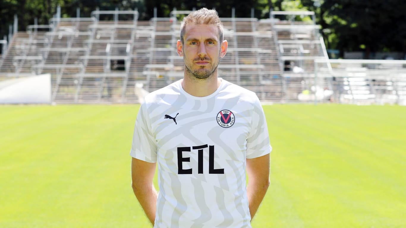 Tobias Willers vom FC Viktoria Köln: Der Spieler hat eine Sperre für vier Spiele bekommen.