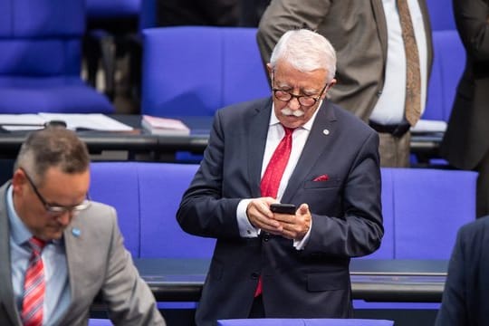 Paul Viktor Podolay ist schon der vierte Kandidat der AfD für das Amt des Bundestags-Vizepräsidenten.
