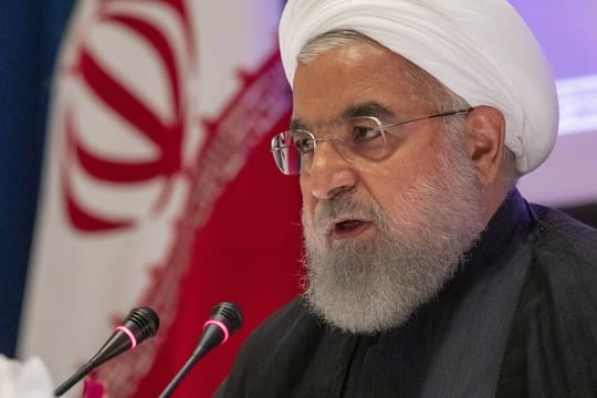 Irans Präsident Hassan Ruhani erhöht im Streit um die Fortsetzung des Atomabkommens den Druck auf die europäischen Vertragspartner.