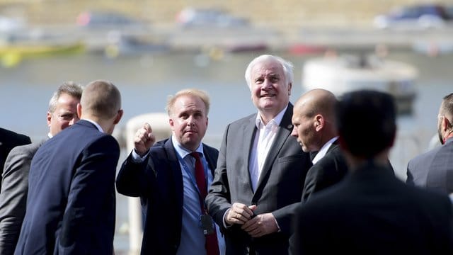 Bundesinnenminister Horst Seehofer bei einem Treffen der EU-Innenminister auf Malta, wo eine Übergangslösung für aus Seenot gerettete Migranten gefunden wurde.