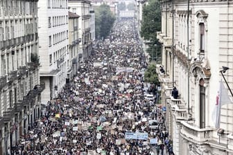Demonstration marschieren durch Turin.