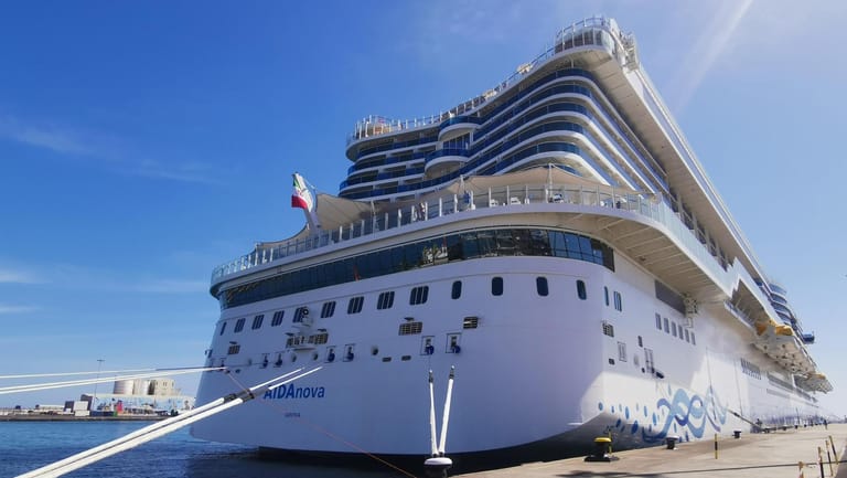 Aida Nova: Das Kreuzfahrtschiff hat Platz für 6.500 Gäste – doch es herrscht Buchungsflaute.