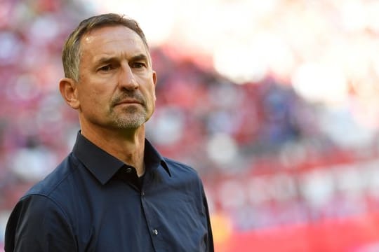 Setzt sein Team nicht unter Druck: Köln-Coach Achim Beierlorzer.