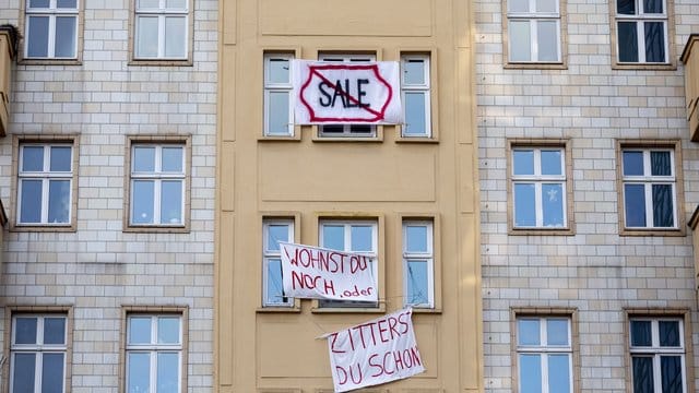 Erst Mitte Juli hatte die Gewobag rund 670 Wohnungen auf der Berliner Karl-Marx-Allee zurückerworben.