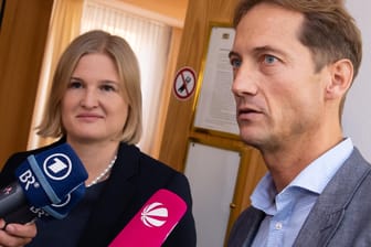 Katrin Ebner-Steiner und Ingo Hahn: Bei der Wahl der neuen Fraktionsspitze der AfD im bayerischen Landtag kam es zum Eklat.