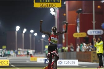 Die Kenianerin Ruth Chepngetich lief beim WM-Marathon als Erste durchs Ziel.