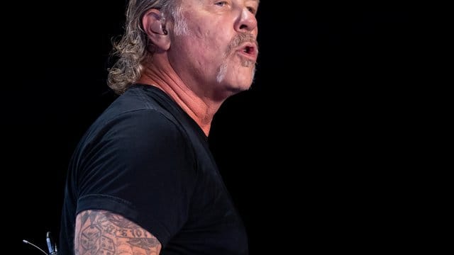 James Hetfield muss erneut wegen seiner Suchterkrankung behandelt werden.