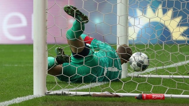 Blieb in Paderborn nicht ohne Gegentor: Bayern-Keeper Manuel Neuer.