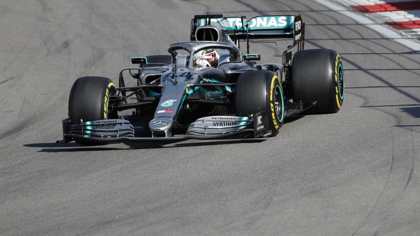 Lewis Hamilton auf der Strecke beim Großen Preis von Russland.
