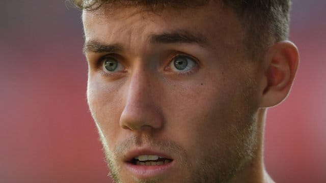 Sitzt am Sonntag zum dritten Mal in Serie in der Bundesliga zunächst nur auf der Bank: Luca Waldschmidt vom SC Freiburg. Sitzt am Sonntag zum dritten Mal in Serie in der Bundesliga zunächst nur auf der Bank: Luca Waldschmidt vom SC Freiburg.